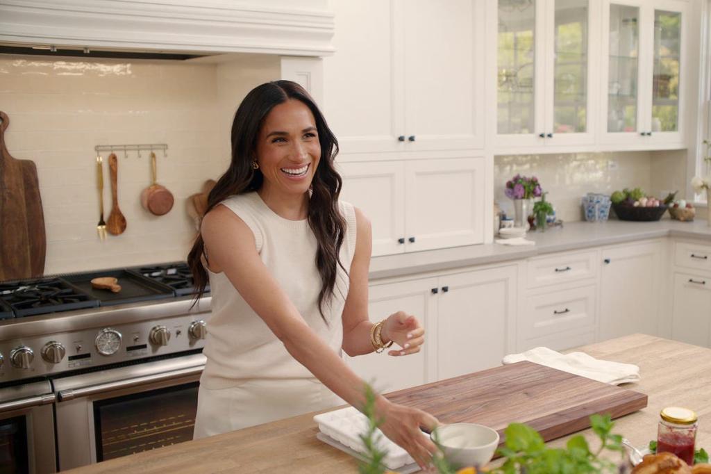 Meghan Markle interacting with guests during her show