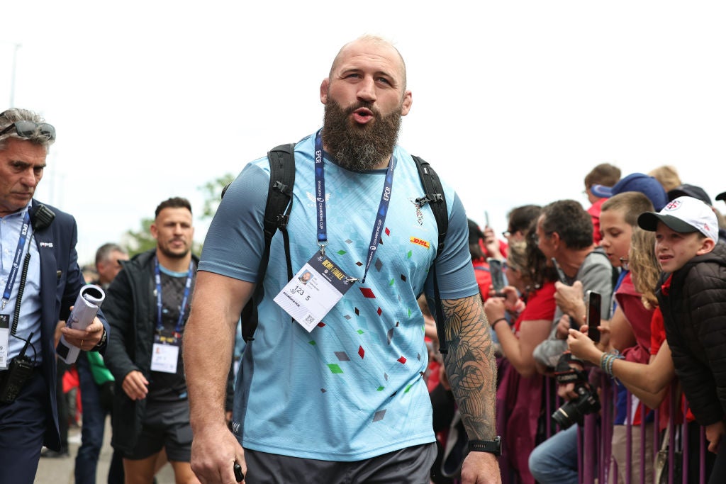 Joe Marler celebrating a victory with Harlequins