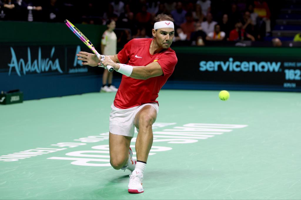 Rafael Nadal shaking hands with Botic van de Zandschulp after the match