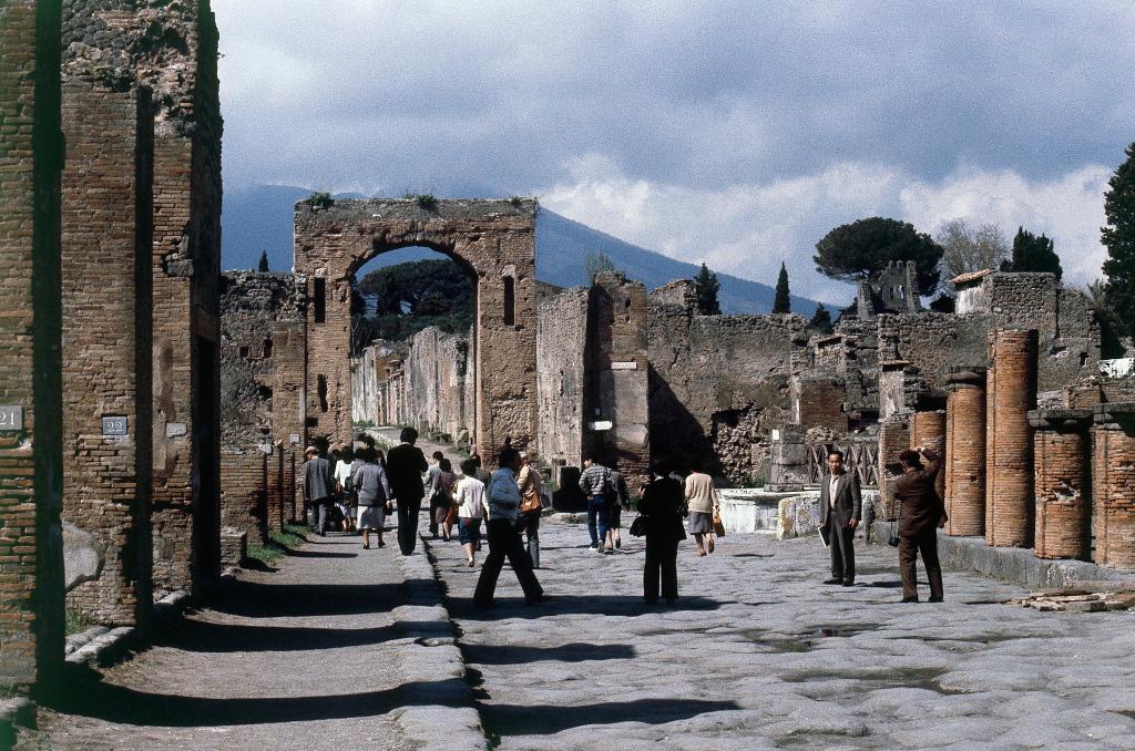 New Visitor Limits at Pompeii to Protect Ancient Heritage